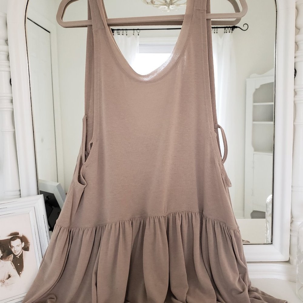 ANAMA Top Tank Taupe Tan Large Skirted Side Cut Outs VERY Soft Boutique Quality